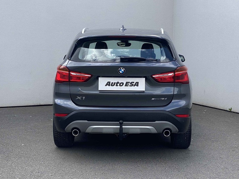 BMW X1 2.0 D  sDrive18d