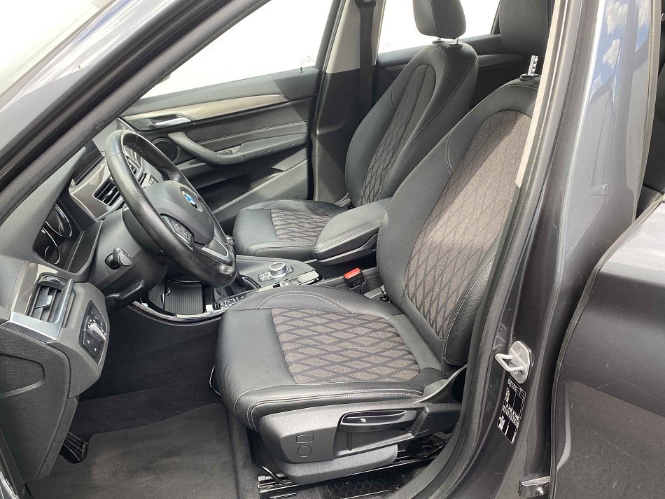 BMW X1 2.0 D  sDrive18d
