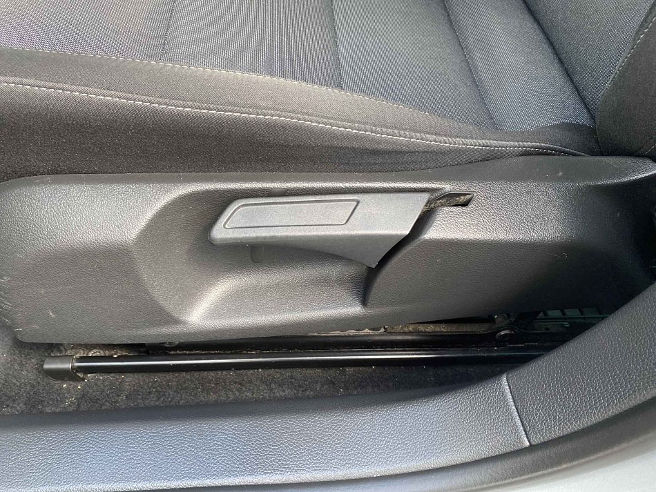 Volkswagen Golf 2.0 TDi Style