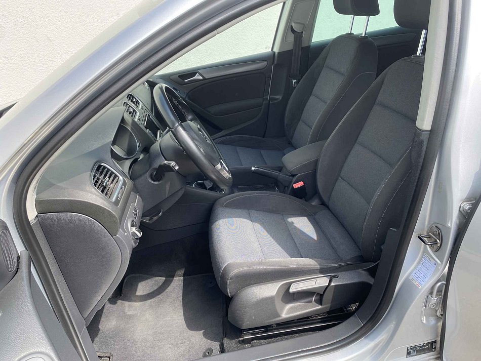 Volkswagen Golf 2.0 TDi Style