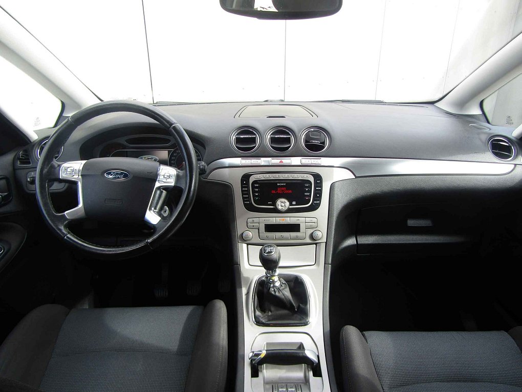 Ford S-MAX 2.0 TDCi 