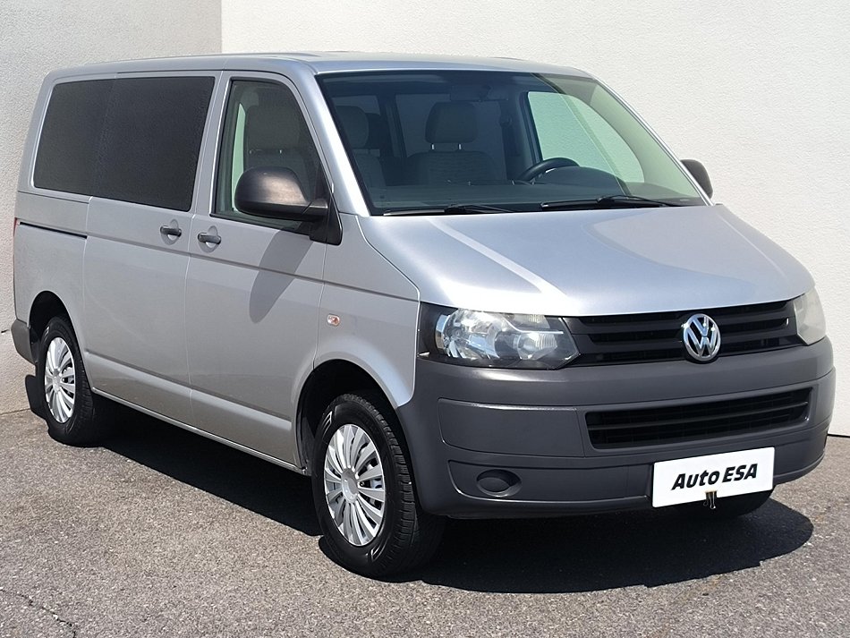 Volkswagen Transporter 2.0 TDi  9míst
