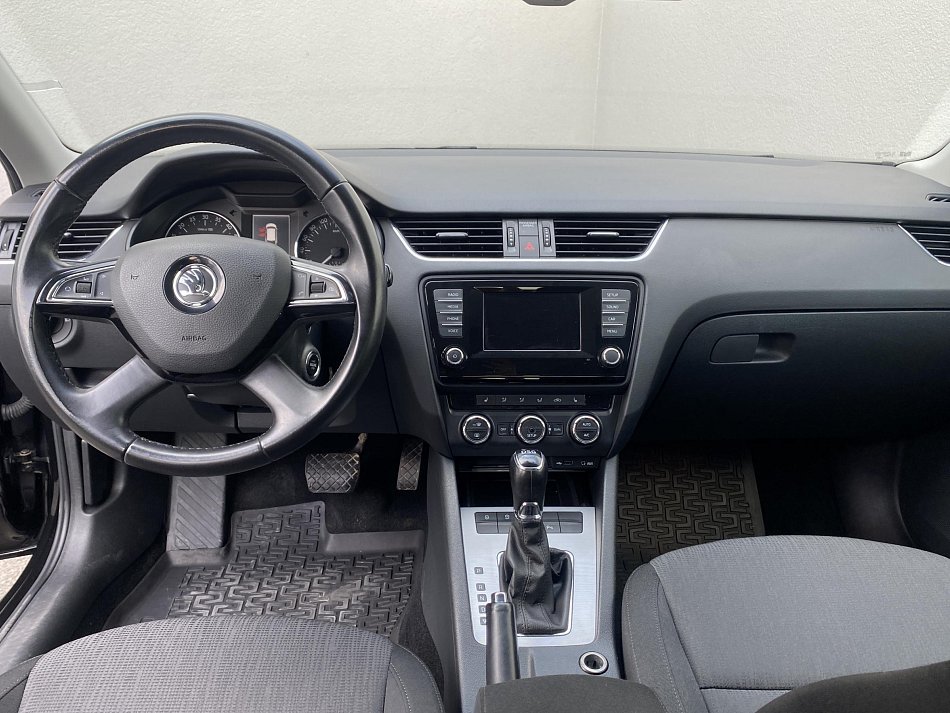 Škoda Octavia III 1.6 TDi Elegance