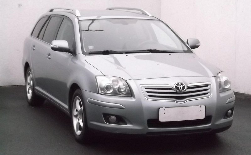 Toyota Avensis 2.2D-CAT 