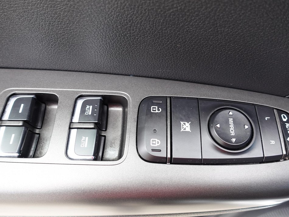Kia Sportage 1.6 T-GDi TOP 2WD