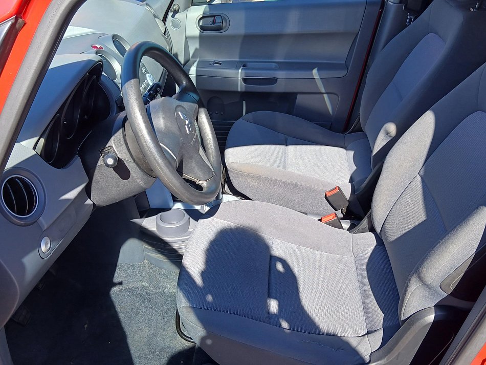 Mitsubishi Colt 1.4i 