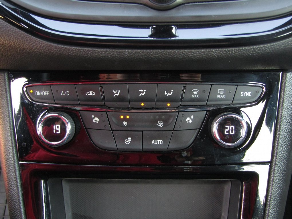 Opel Astra 1.2 T GS Line