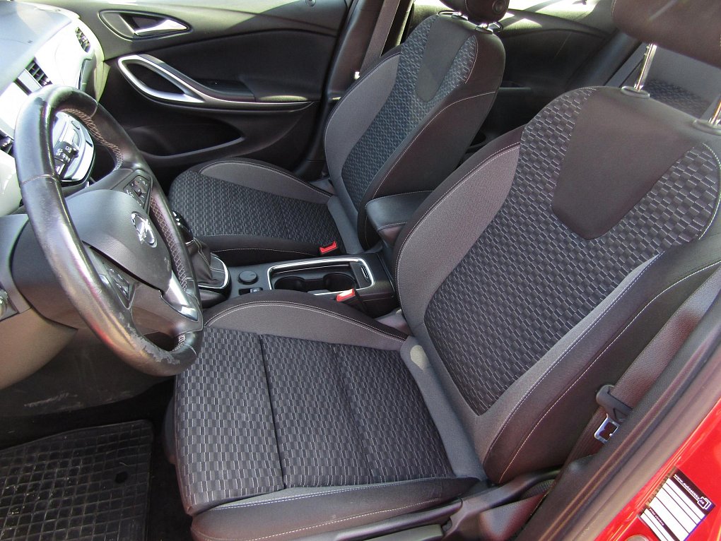 Opel Astra 1.2 T GS Line