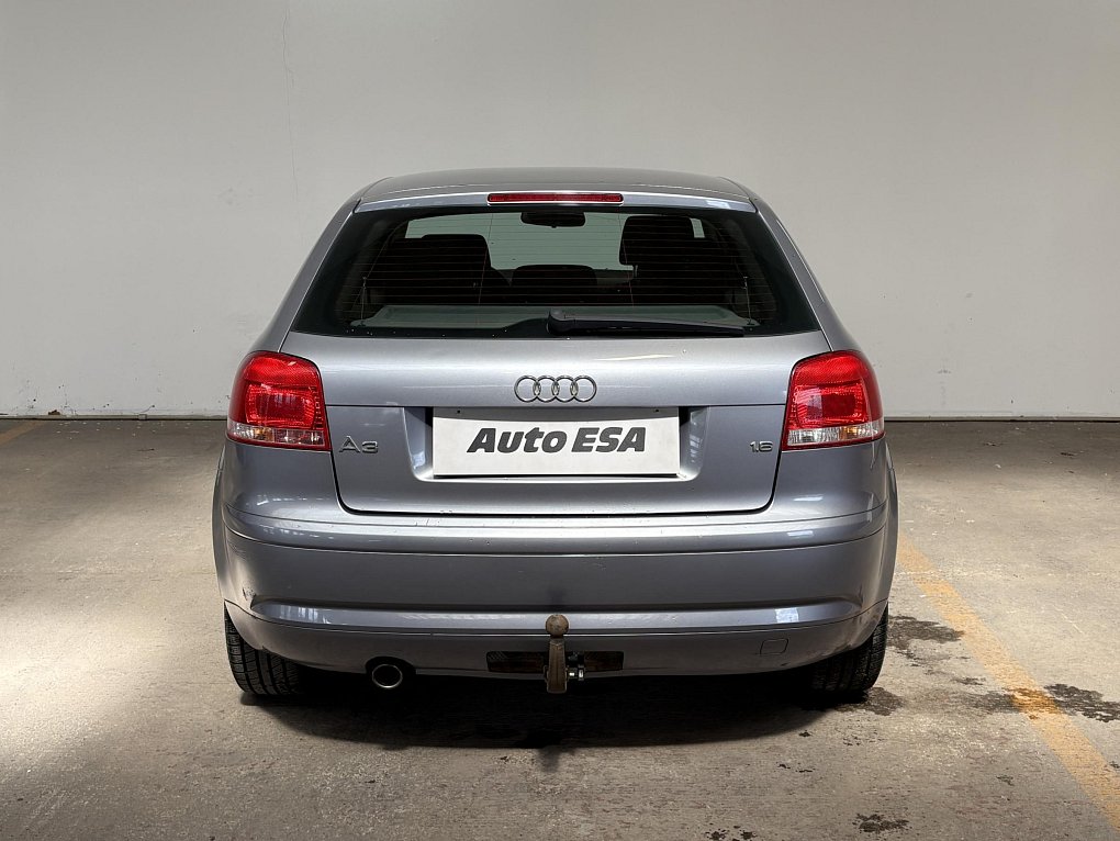 Audi A3 1.6i 