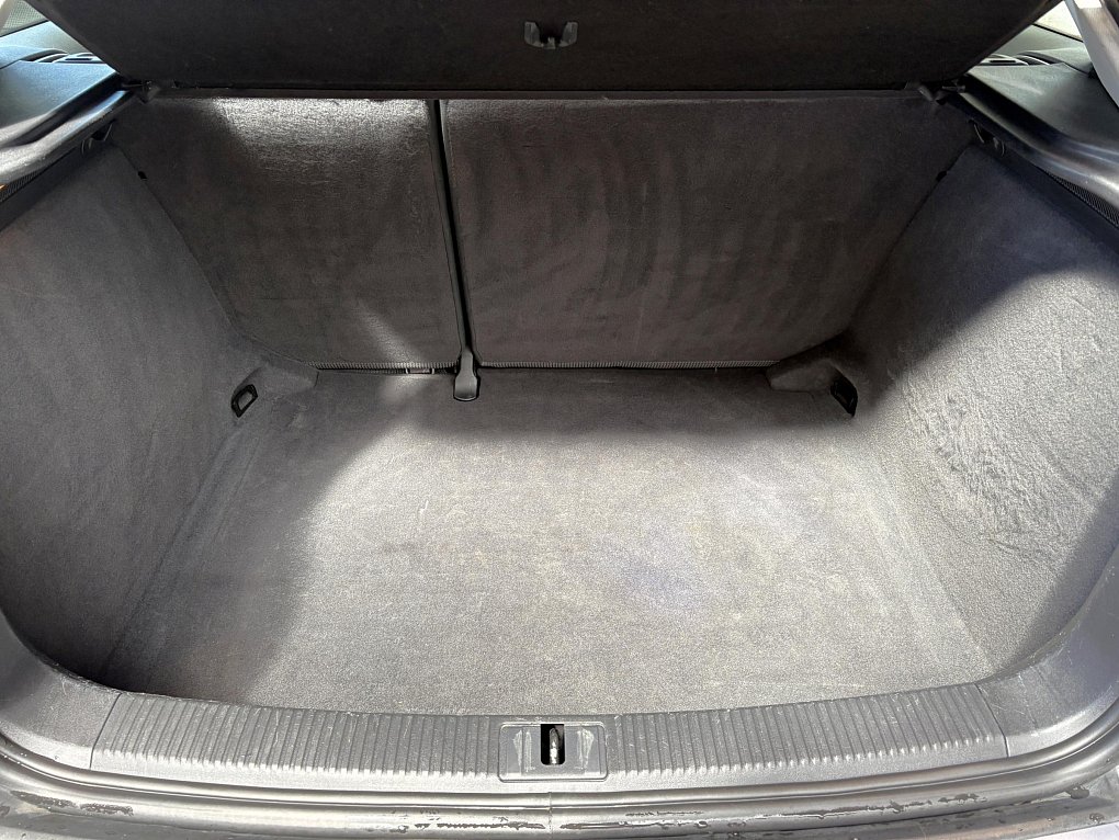 Audi A3 1.6i 