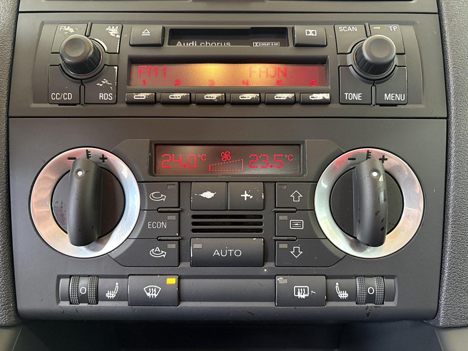 Audi A3 1.6i 