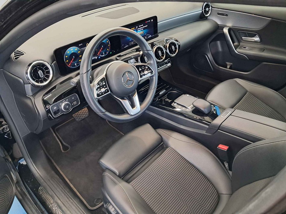 Mercedes-Benz Třída A 1.3i 