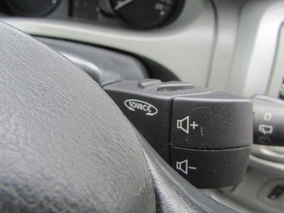 Renault Trafic 2.0dCi  6míst