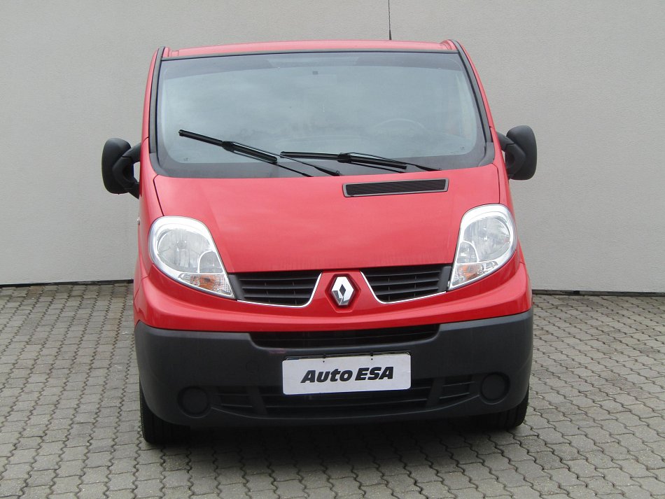 Renault Trafic 2.0dCi  6míst