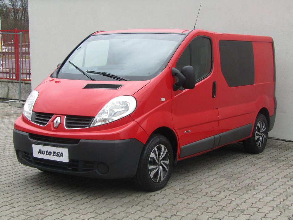 Renault Trafic 2.0dCi  6míst