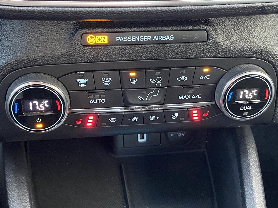 Ford Focus 1.5EB Active