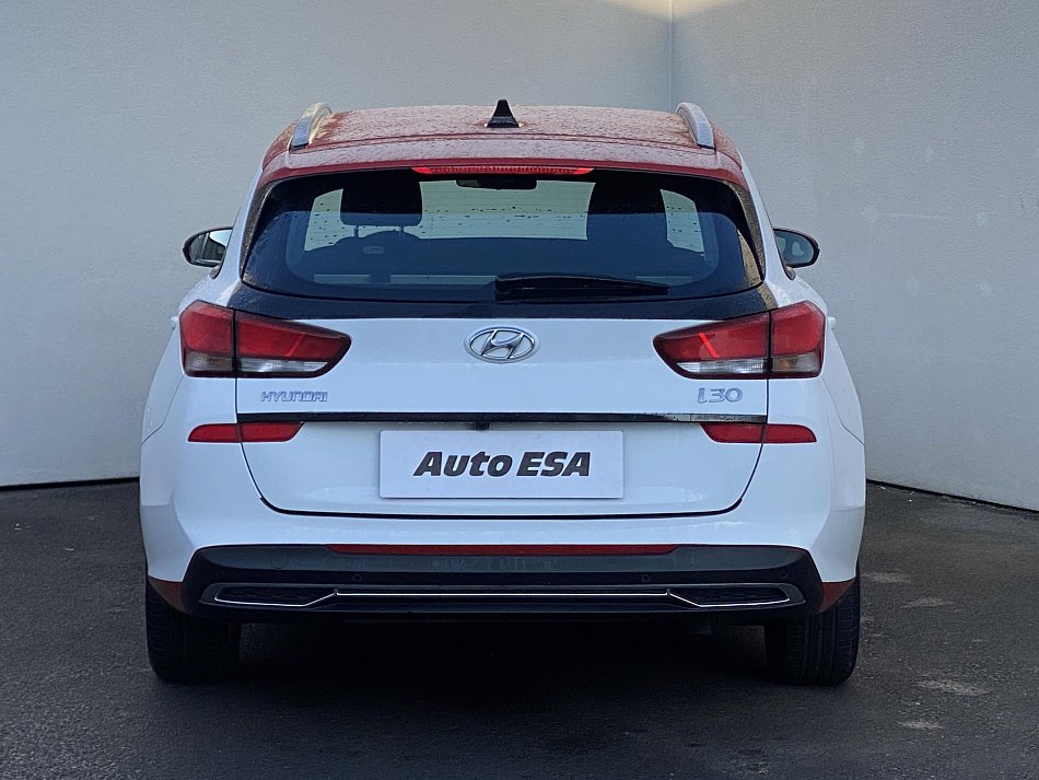 Hyundai I30 1.5 T-GDi Family