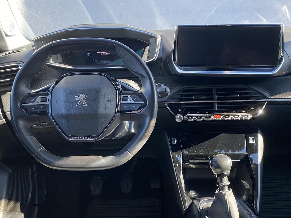 Peugeot 2008 1.2PT Allure
