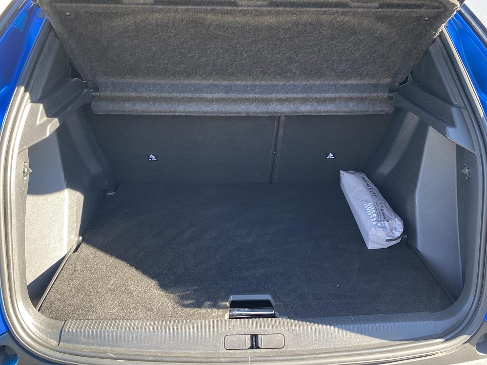 Peugeot 2008 1.2PT Allure