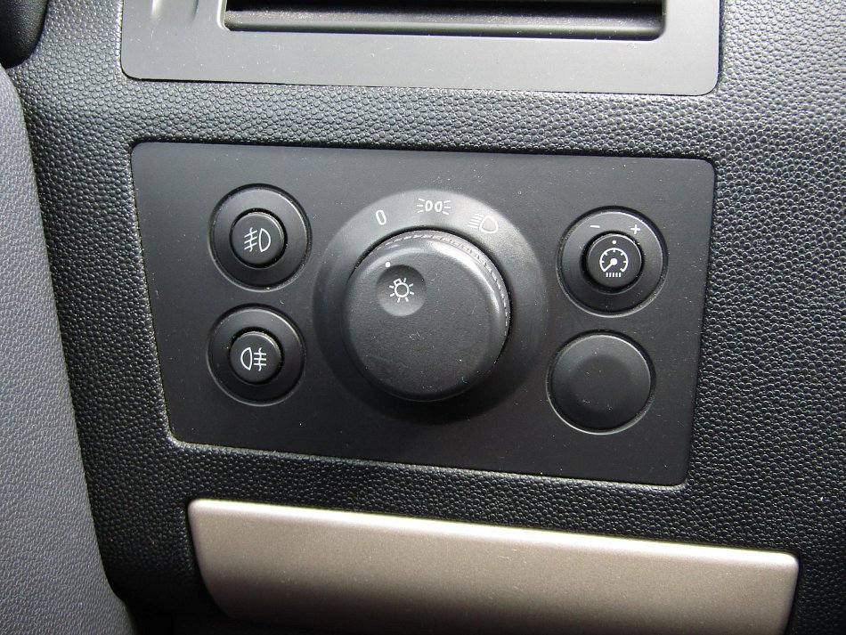 Opel Zafira 1.8i 