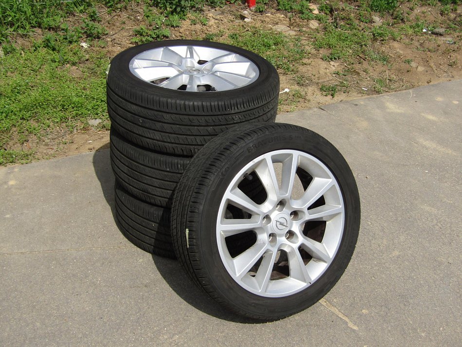 Opel Zafira 1.8i 