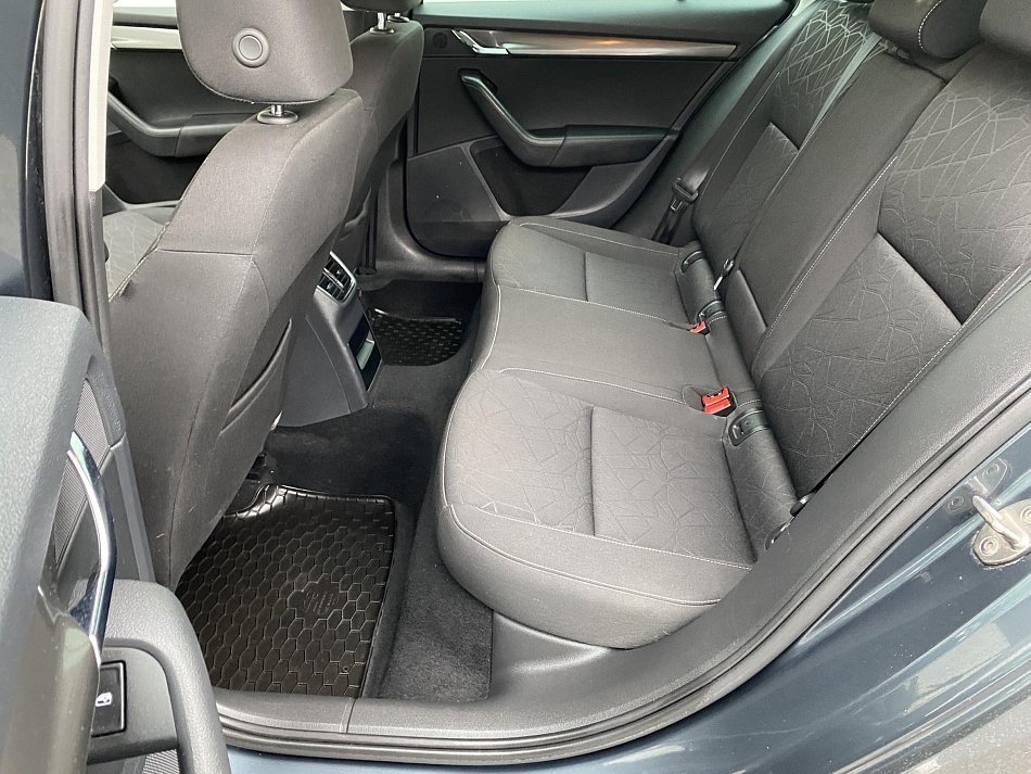 Škoda Octavia III 2.0 TDi 