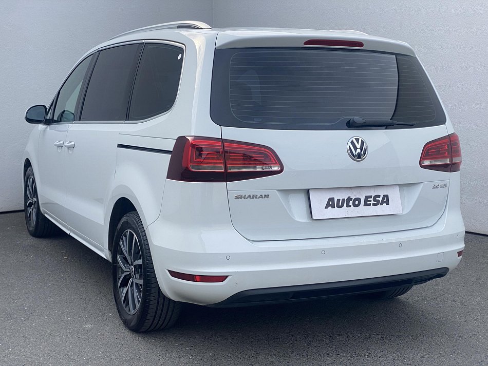 Volkswagen Sharan 2.0TDi 