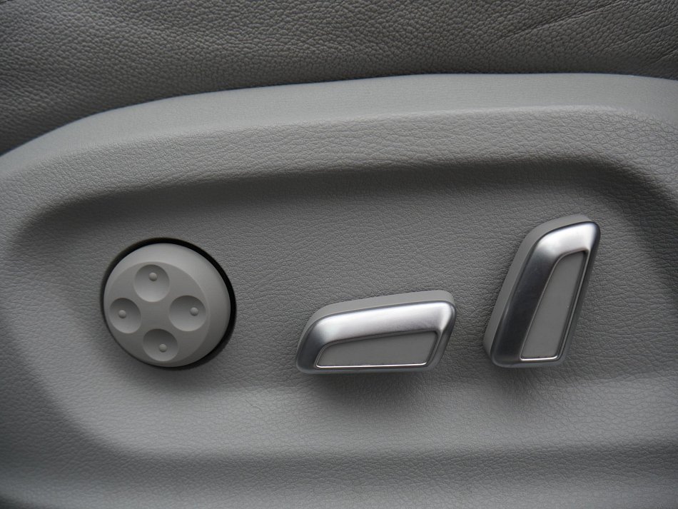 Audi Q5 2.0TDi  Quatrro