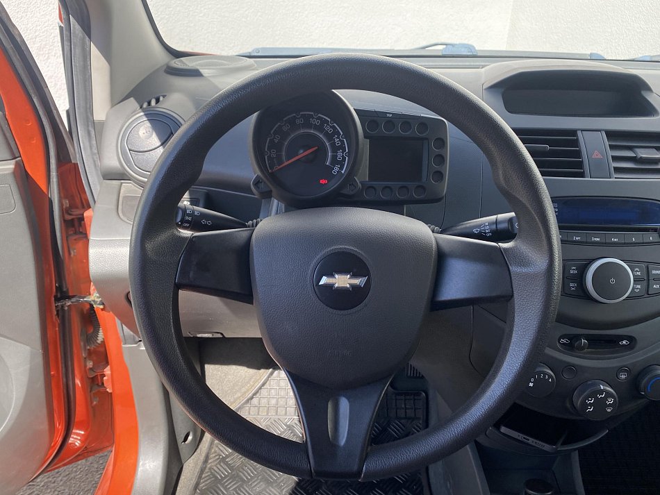 Chevrolet Spark 1.0i 
