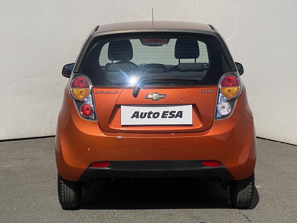 Chevrolet Spark 1.0i 