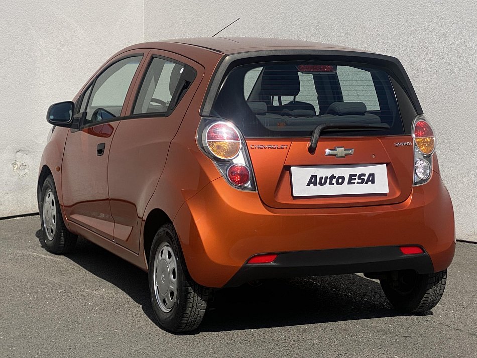 Chevrolet Spark 1.0i 