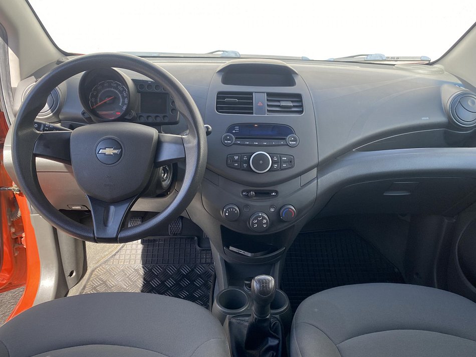 Chevrolet Spark 1.0i 