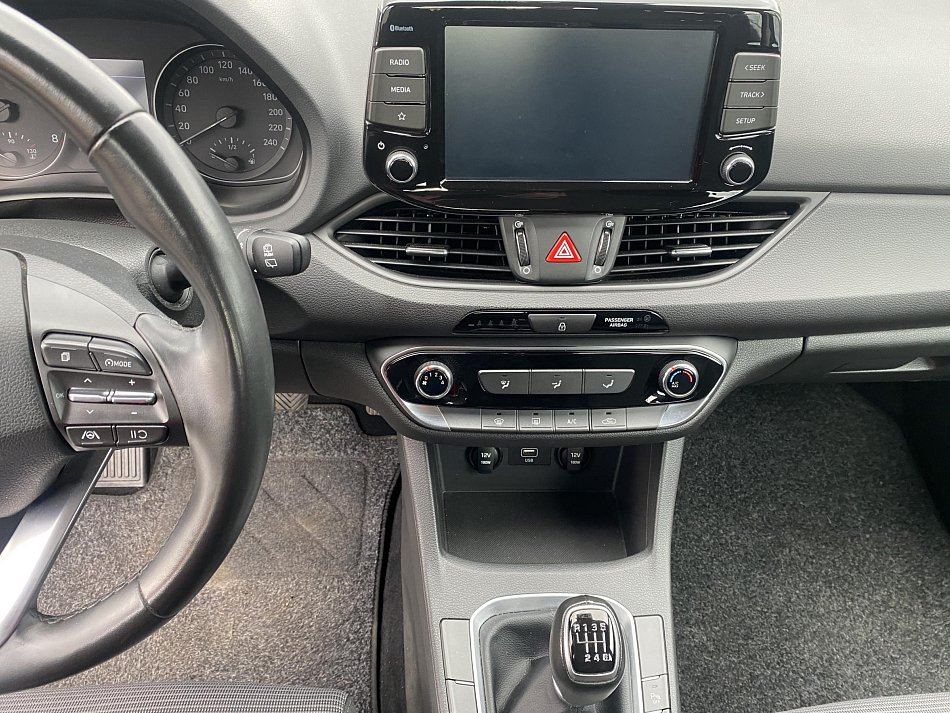 Hyundai I30 1.5 DPi 