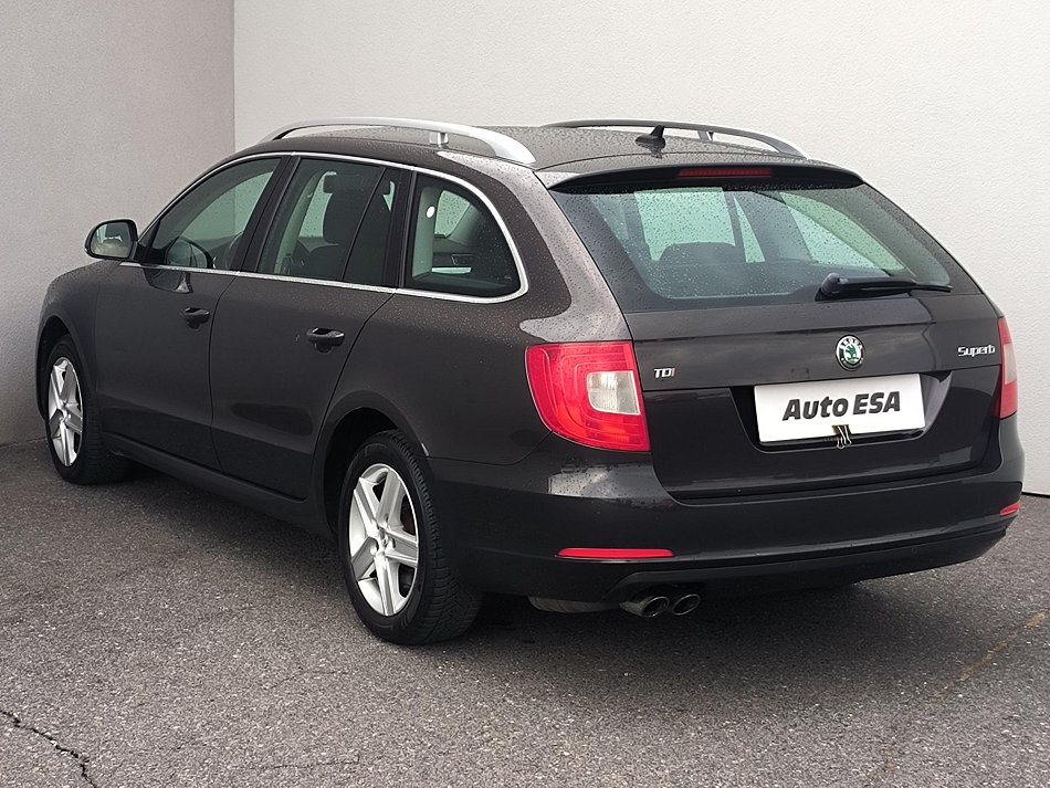 Škoda Superb II 2.0 TDi Ambition