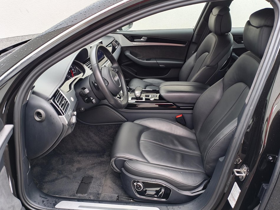 Audi A8 3.0 TDi  Quattro