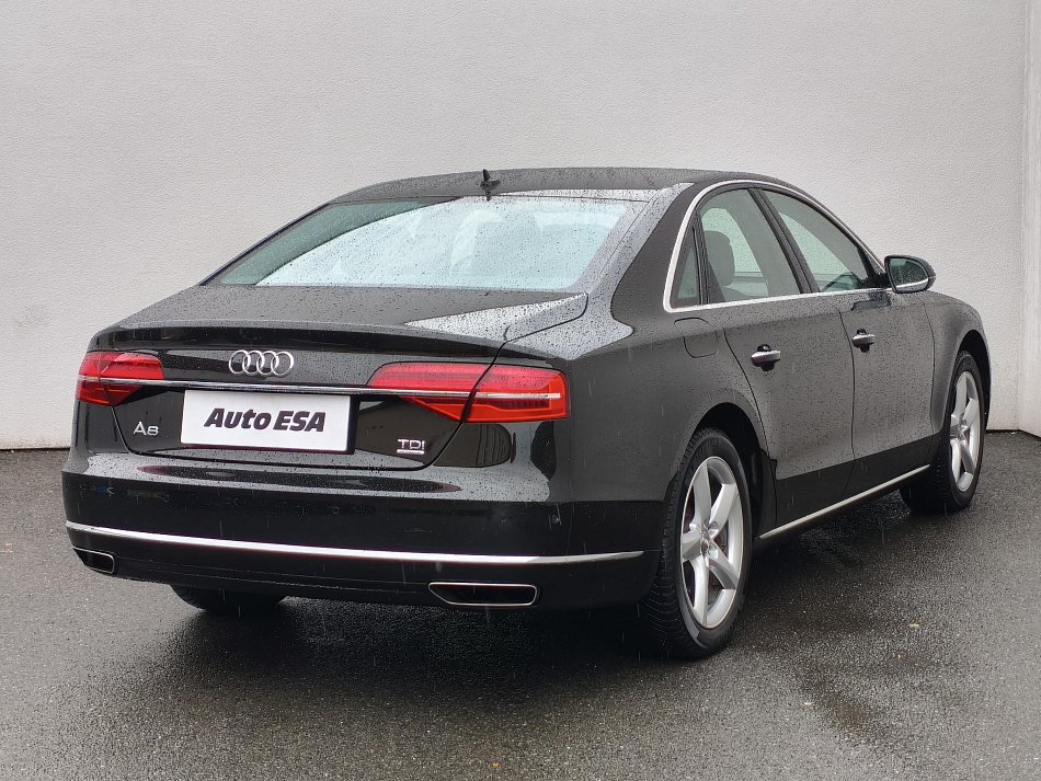 Audi A8 3.0 TDi  Quattro