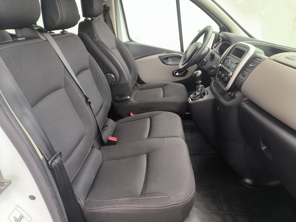 Renault Trafic 1.6dCi  6míst