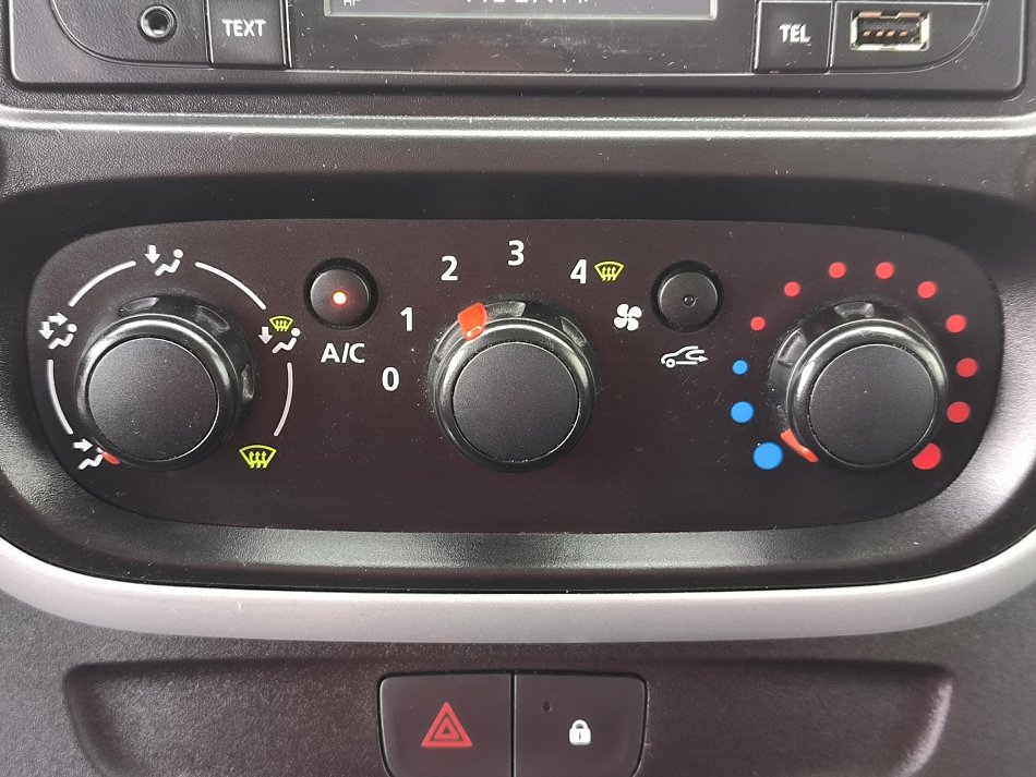 Renault Trafic 1.6dCi  6míst