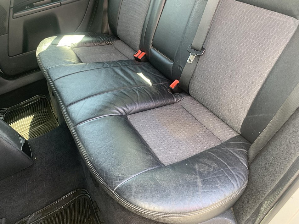 Ford Mondeo 1.8i 