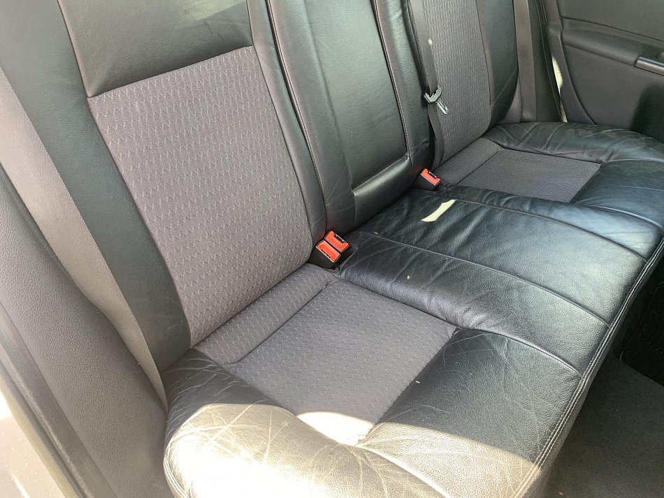 Ford Mondeo 1.8i 
