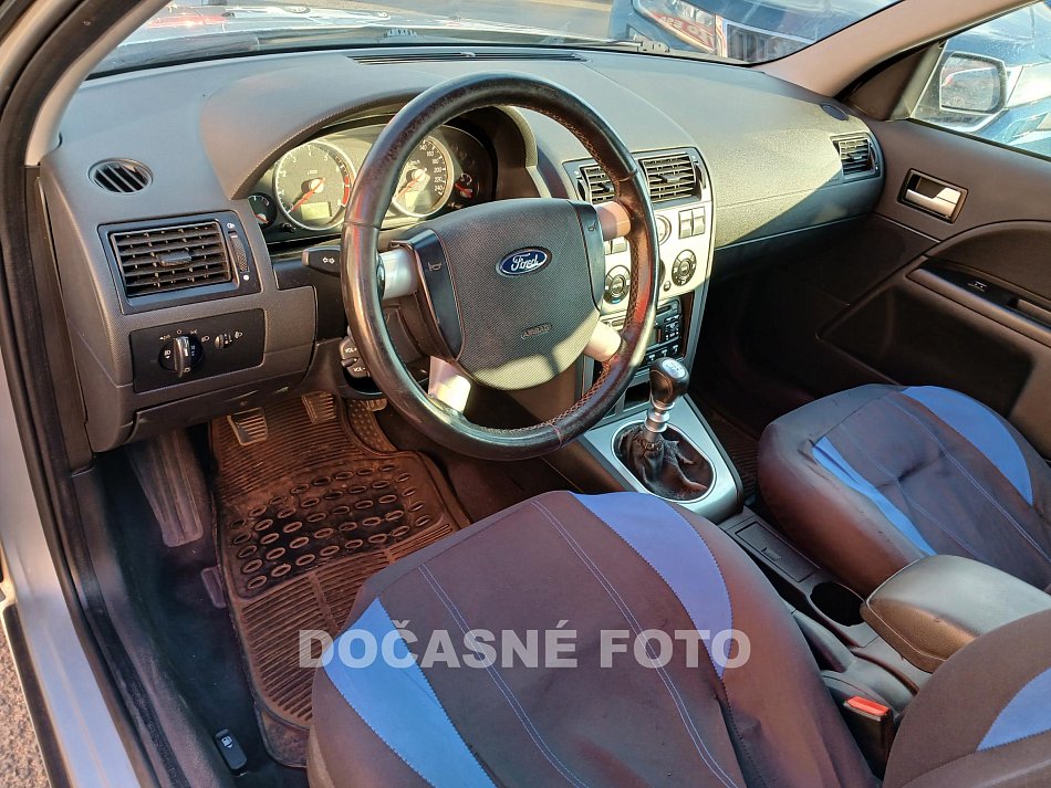 Ford Mondeo 1.8i 