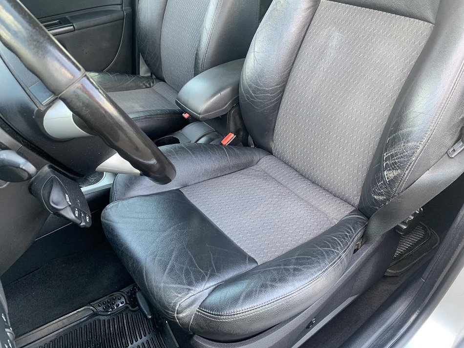 Ford Mondeo 1.8i 