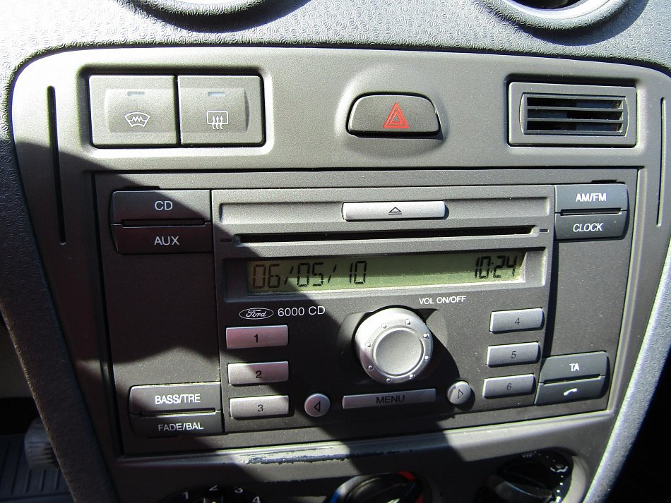 Ford Fusion 1.4i 