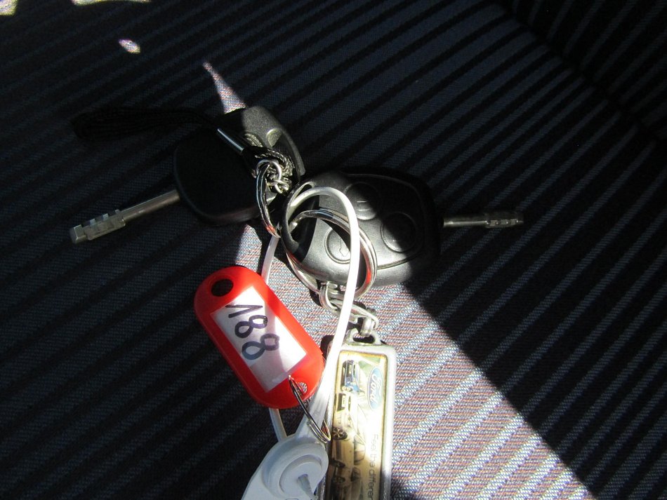 Ford Fusion 1.4i 