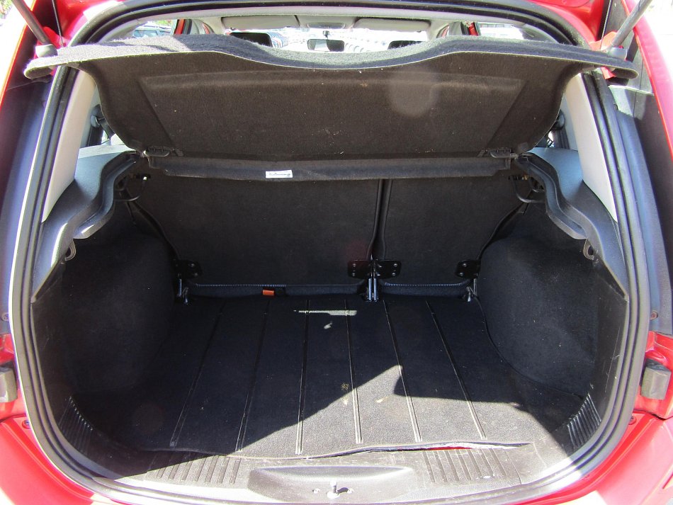 Ford Fusion 1.4i 