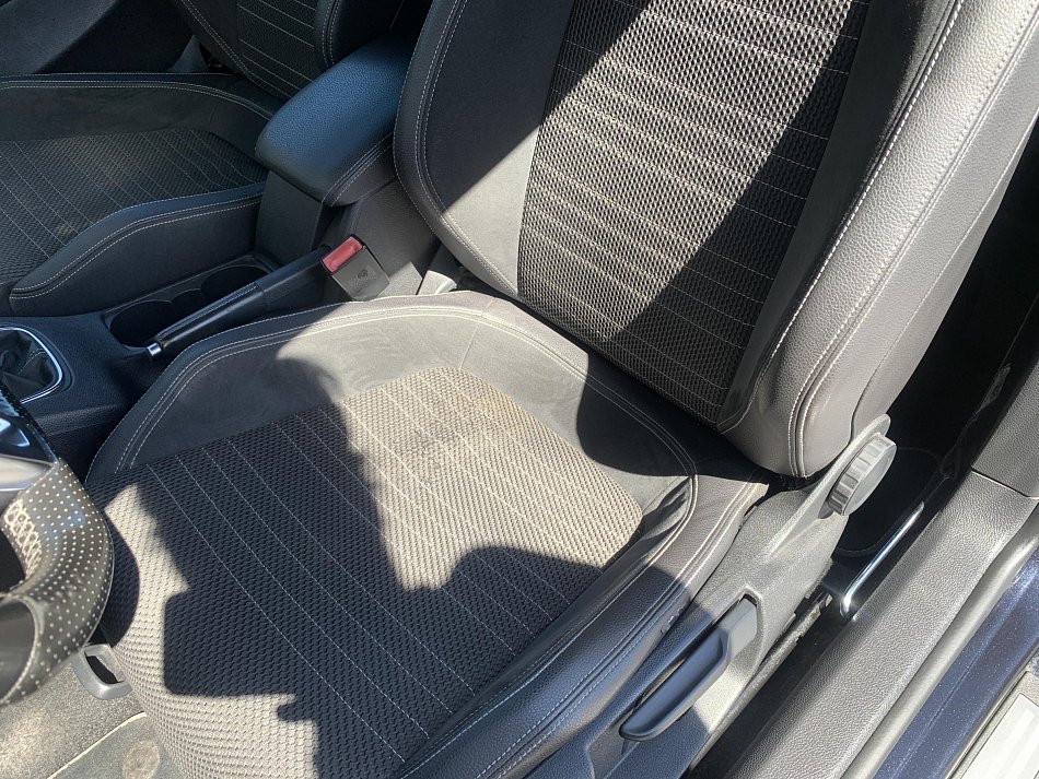 Volkswagen Scirocco 2.0TSi 
