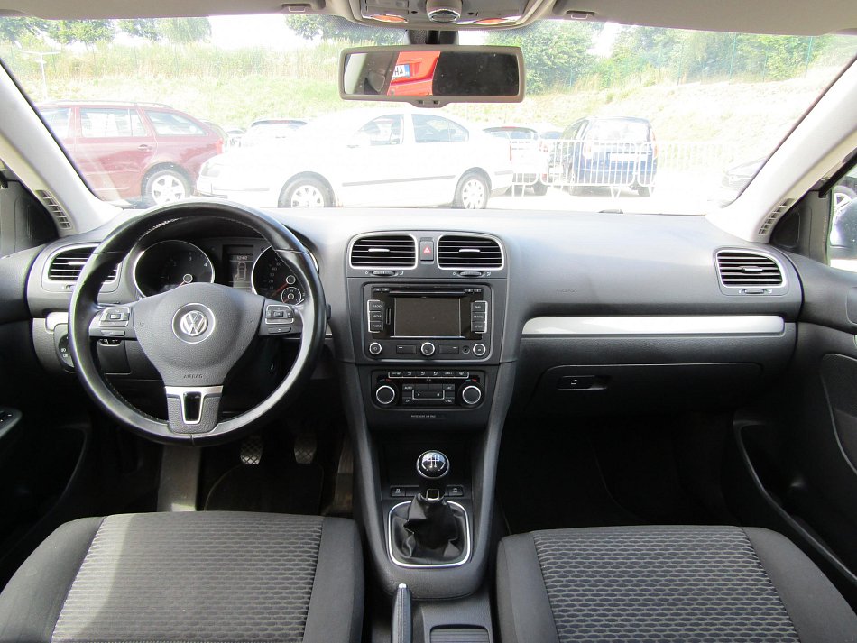 Volkswagen Golf 1.6 TDi  VI