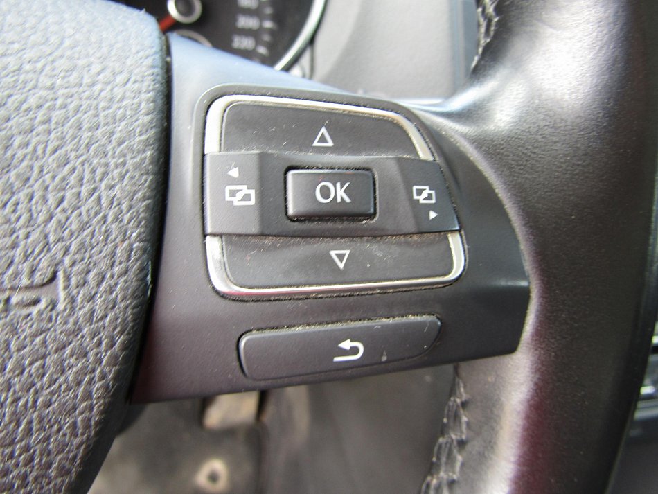 Volkswagen Golf 1.6 TDi  VI