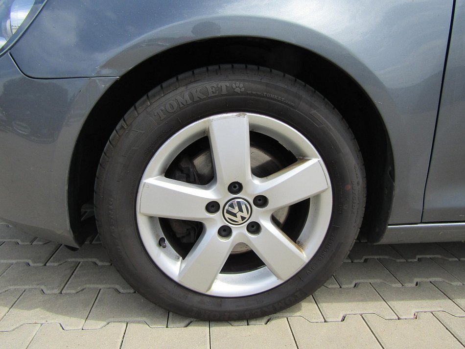 Volkswagen Golf 1.6 TDi  VI