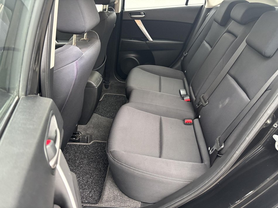 Mazda 3 1.6 i Sport